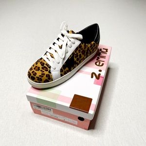New in the box cheetah fashion sneakers